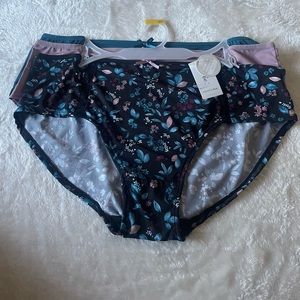 3PK Woman’s underwear size 3X